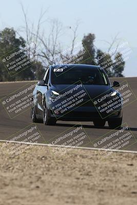 media/Nov-08-2025-Speed Ventures (Sat) [[1c7a6332f5]]/TC B/Session 2 (Turn 2)/